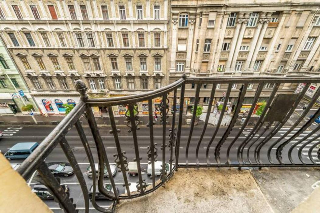 Hi-Bp Design Home Apartments In The Heart Of Budapest Exterior foto