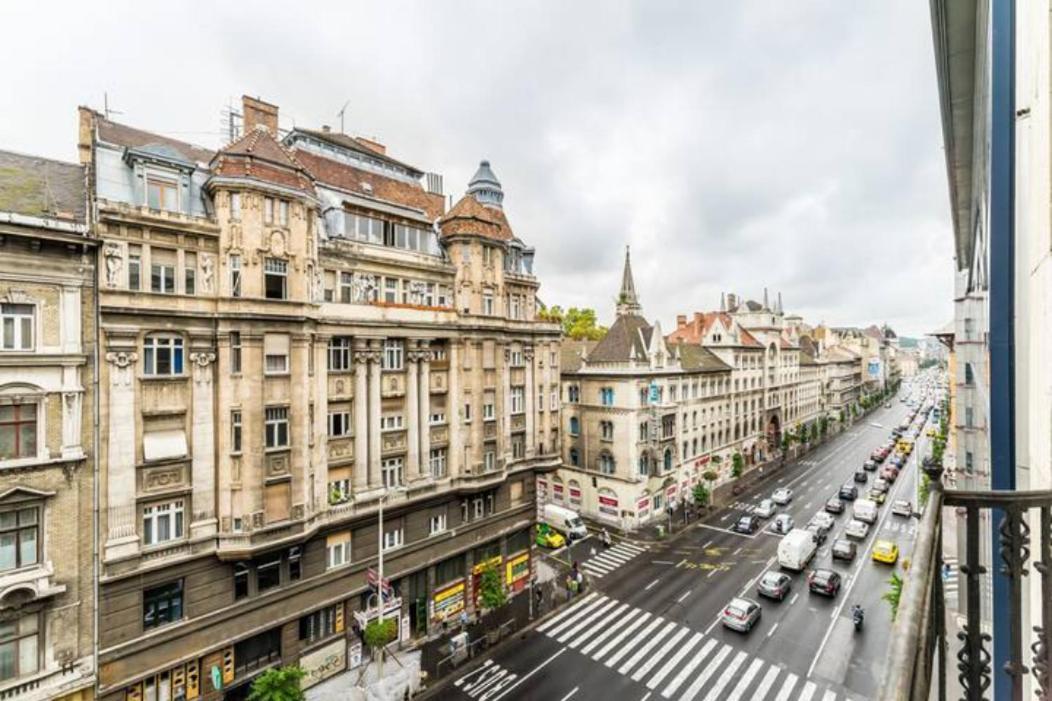 Hi-Bp Design Home Apartments In The Heart Of Budapest Exterior foto